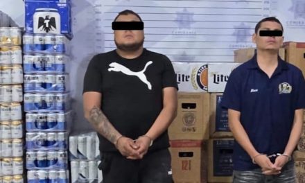 Detiene Policía de Saltillo a dos por venta ilegal de cerveza en redes