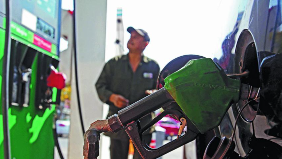 Gasolineros comienzan a respetar acuerdo de precios; Profeco refuerza monitoreo