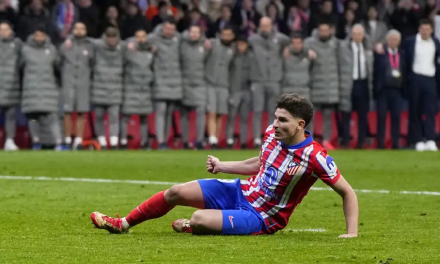 UEFA analizará posible cambio en la regla tras penal anulado a Julián Álvarez