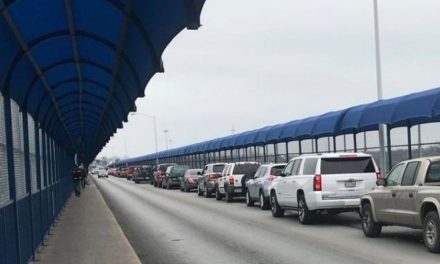 Reportan falla en sistema de cobro del Puente Internacional número Uno en Piedras Negras