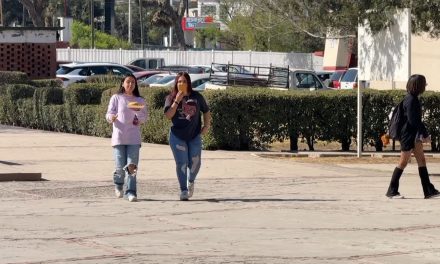 Reconocerá UAdeC a alumnos con la Presea Lobo