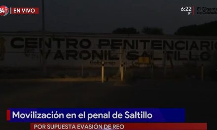 ¿Se escapó un reo en Saltillo? Causa movilización hombre a las afueras con el uniforme del Cereso