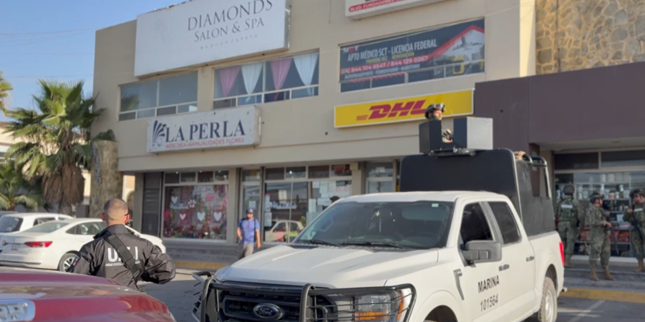 En Saltillo, Marina y FGE catean paquetería en bulevar fundadores