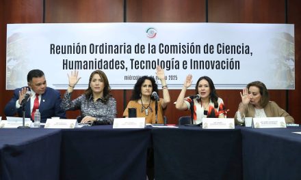 Aprueban inscripción con letras de oro del primer astronauta mexicano en el Senado