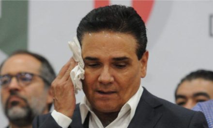 Silvano Aureoles, exgobernador de Michoacán,  estaría prófugo de la justicia por corrupción