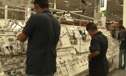Sin anunciarse, empresas americanas siguen invirtiendo en Coahuila
