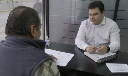 Si no le respetaron el precio y le obligaron a pagar propina, denúncielo