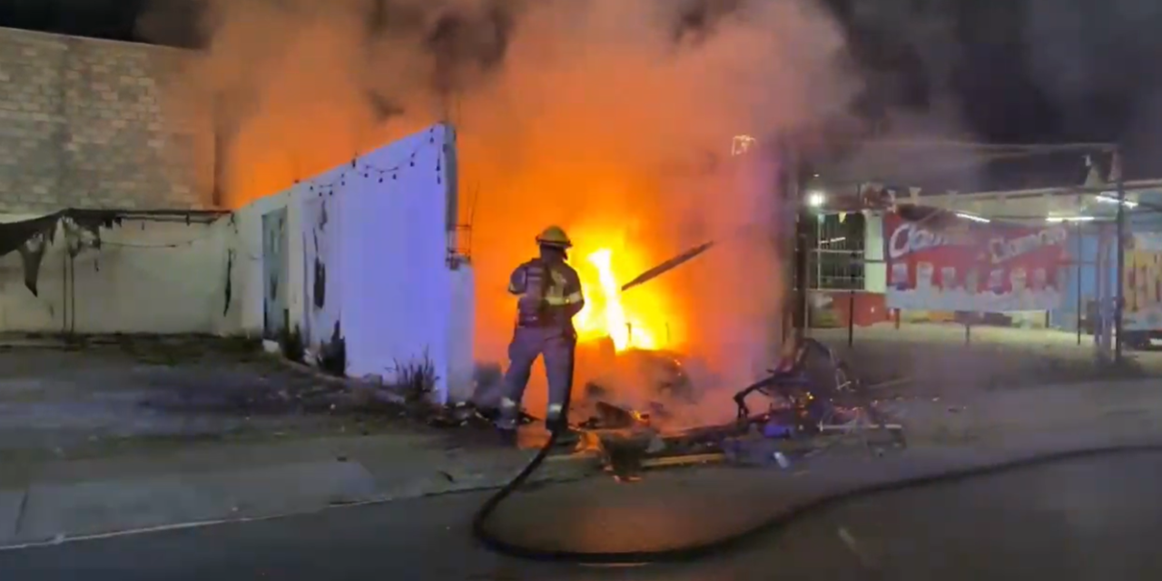 Saltillo: Tejabán arde de la nada, su propietario no estaba