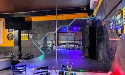Rescatan a 13 mujeres en bar de Cozumel por presunta trata