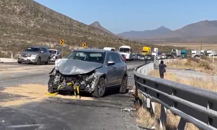 Tres heridos tras accidente frontal en la carretera Zacatecas