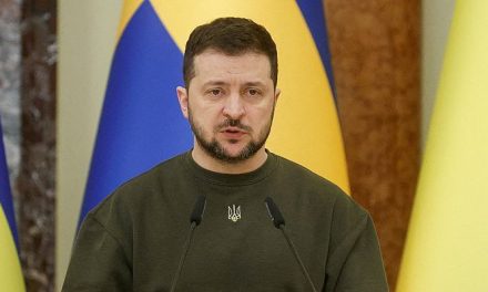 Zelenski forma delegación para negociar una ‘paz justa’ con Rusia