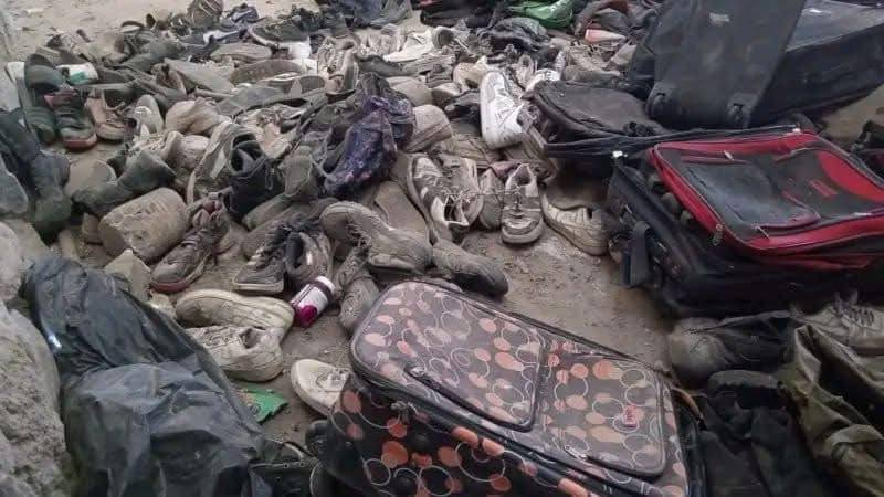 Hallan más de 200 pares de zapatos y hornos clandestinos en rancho de Teuchitlán, Jalisco