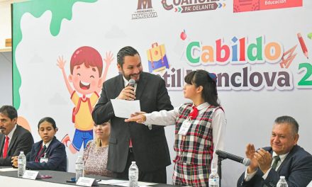 Toma Protesta Carlos Villarreal al Cabildo Infantil de Monclova