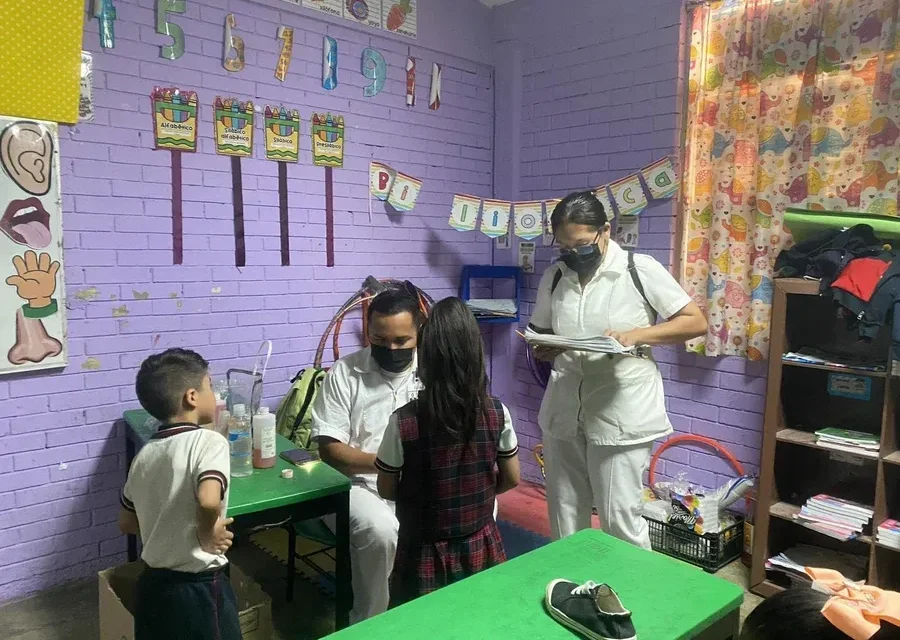 Se apuntaron escuelas de la región Centro en programa de salud