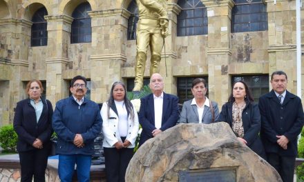 Autoridades rinden homenaje a Melchor Múzquiz