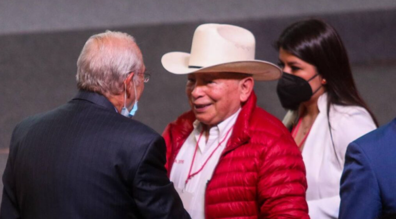 Manuel Cavazos se disculpa tras comentar ‘la mujer no estaba muy violable’