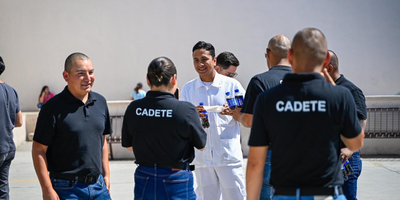 Cadetes realizan labor solidaria en el Hospital Amparo Pape