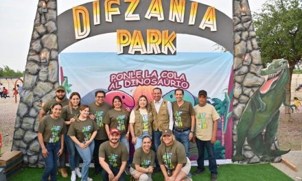 Acuña festeja a los niños en grande