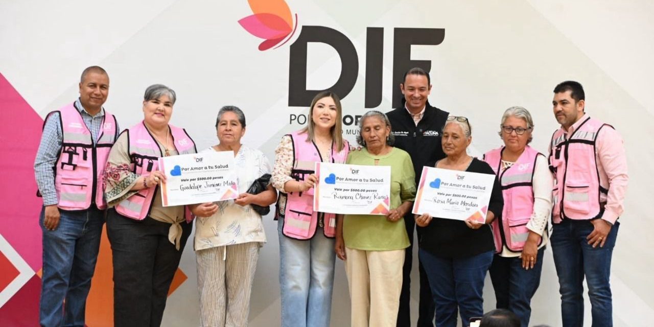 DIF Acuña entrega apoyos alimentarios a adultos mayores