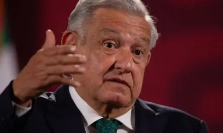 Revela encuesta; exigen mexicanos investigar a AMLO por actos de corrupción