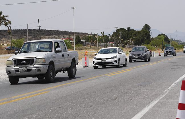 Aumenta hasta el 70% flujo vehicular en Arteaga
