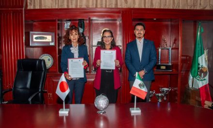 Firma Tec Saltillo convenio con Universidad de Japón