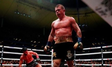 Canelo Álvarez defiende su legado en Arabia Saudita ante William Scull