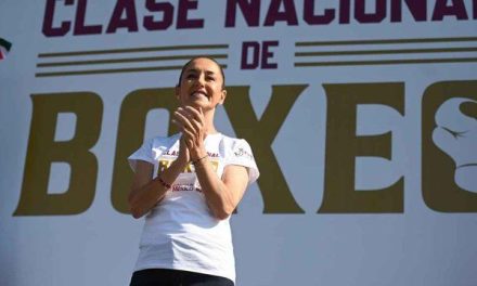 Claudia Sheinbaum encabeza clase nacional de boxeo por la paz y contra las adicciones