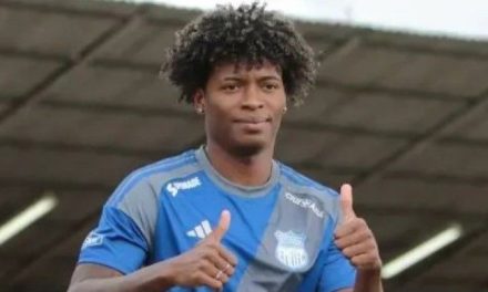 Familia de futbolista Jackson Rodríguez es secuestrada en su domicilio en Ecuador