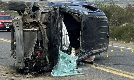 Asesinan a madre y hermano de presunto narcotraficante del CJNG en carretera de Baja California
