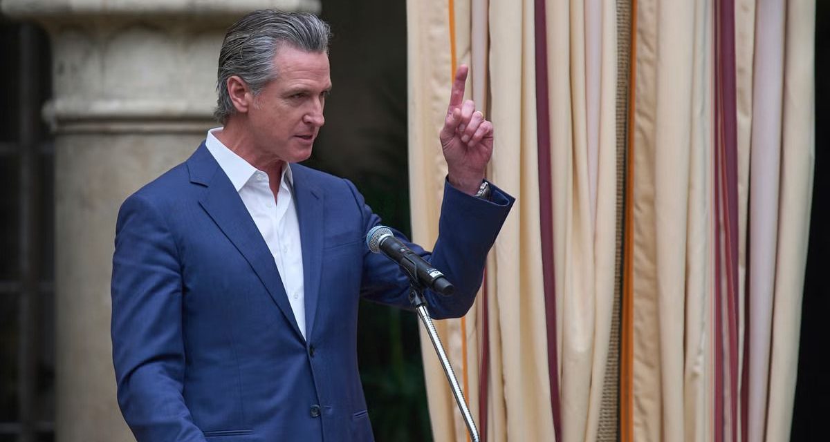 California presenta demanda contra aranceles de Donald Trump