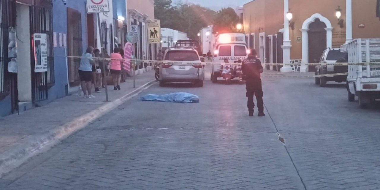 Muere hombre en la vía pública en Parras de la Fuente