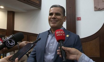 Promueven entrega de la pulsera Centinela en cantinas, antros y restaurantes