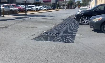 Rejilla daña neumáticos en Presidente Cárdenas