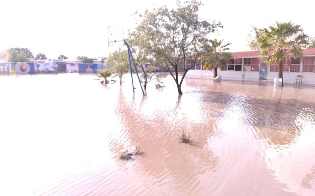 Lluvias dejan afectaciones en la Escuela Normal de Monclova