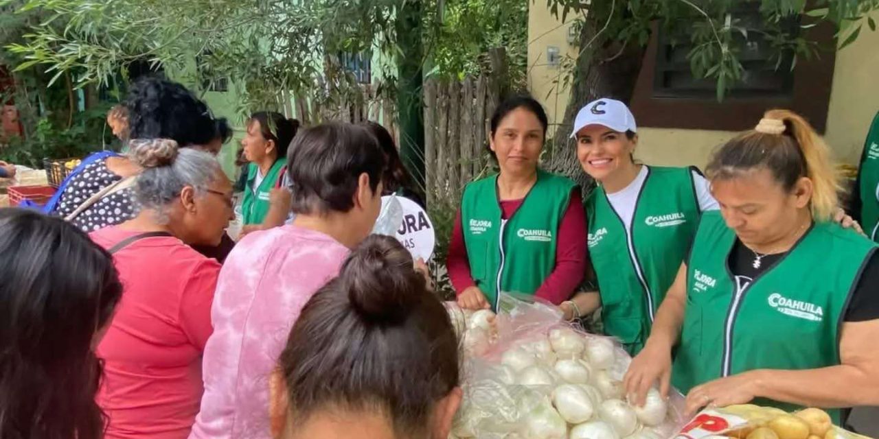 Mercadito Mejora beneficia a las familias de Sabinas