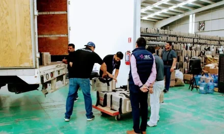 Inicia el IEC con distribución de paquetes electorales