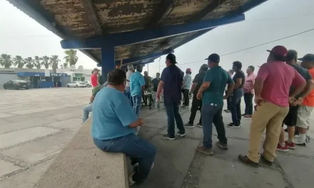 Exigen extrabajadores de AHMSA transparencia en proceso de quiebra