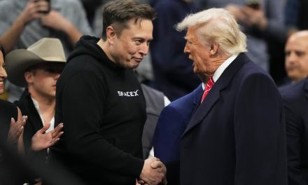 Sale Elon Musk de la Administración de Donald Trump