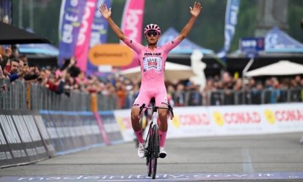El mexicano Isaac del Toro vuelve a brillar en el Giro de Italia y conquista la etapa 17