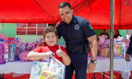 Celebran en Paredón el ‘Día del Niño’