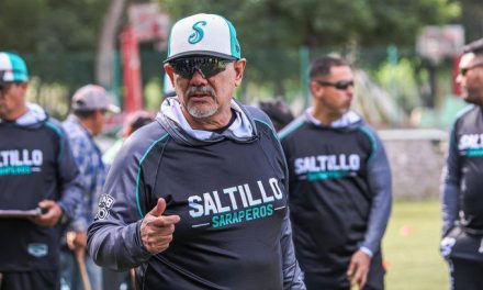 Enrique ‘Che’ Reyes es despedido de los Saraperos de Saltillo