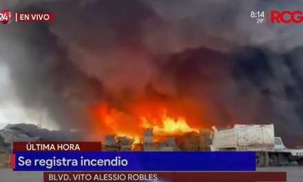 Ultima Hora: Se registra incendio en recicladora sobre Vito Alessio Robles en Saltillo