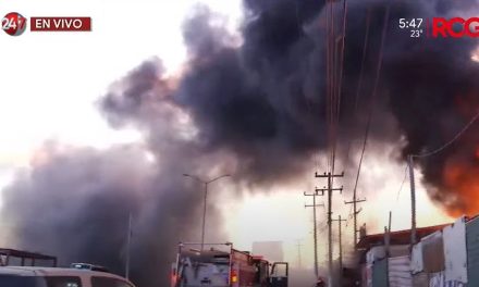 Saltillo amanece con un incendio; ocurrió en un taller de la colonia Landín