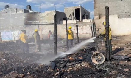 Muere hombre tras sufrir graves quemaduras en incendio provocado en Saltillo