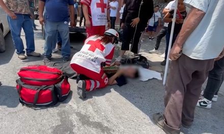Motociclista menor de edad resulta herido tras choque en la colonia Morelos