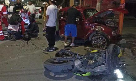 Saltillo: Provoca choque y resulta lesionado, ignoró un señalamiento de alto