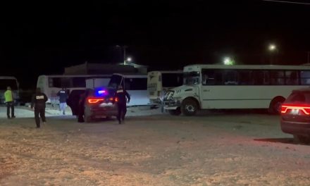 Saltillo: Chofer de la Zaragoza llega a la base y se da cuenta que había un hombre sin vida a bordo