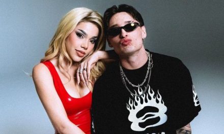 Peso Pluma y Kenia Os confirman su romance con fotos románticas en Chicago