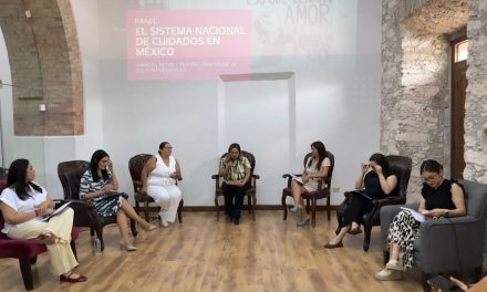 Realiza UAdeC Panel sobre avances y retos del Sistema Nacional de Cuidados en México